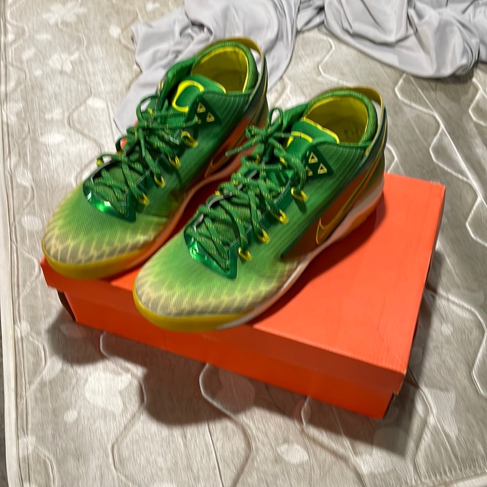 Green Nike sneakers size 12 US